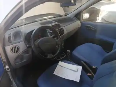 Veicolo di demolizione FIAT PUNTO (188_)  dell'anno 2002 alimentato 188 A4.000
