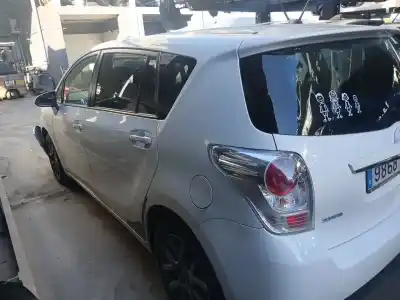 Sloopvoertuig toyota verso (_r2_) 1.6 d4-d (war20_) van het jaar 2014 aangedreven n47 c16 a