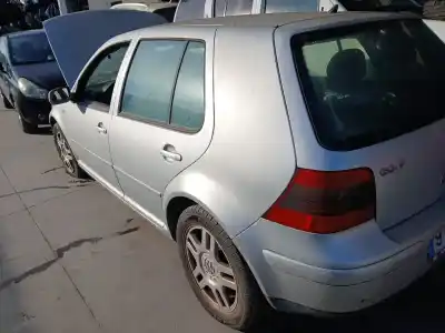 Sloopvoertuig VOLKSWAGEN GOLF IV (1J1)  van het jaar 2002 aangedreven ATD