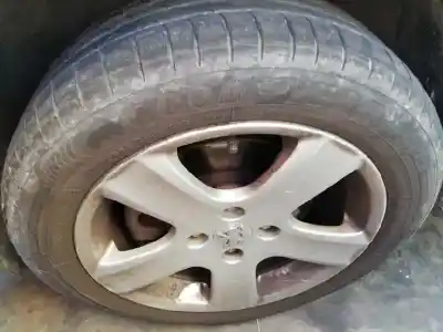 Здавання транспортного засобу peugeot                                            307 cc (s2)                                                                                                                                                                                                                                                básico                                                                                                                                                                                                                                                     року 2004 потужний nfu