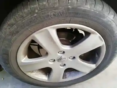 Здавання транспортного засобу peugeot                                            307 cc (s2)                                                                                                                                                                                                                                                básico                                                                                                                                                                                                                                                     року 2004 потужний nfu