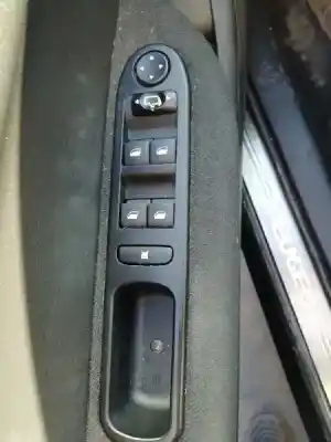 Здавання транспортного засобу peugeot                                            307 cc (s2)                                                                                                                                                                                                                                                básico                                                                                                                                                                                                                                                     року 2004 потужний nfu