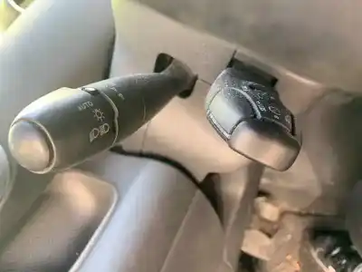 Veículo de Sucata citroen c3 picasso sx do ano 2010 alimentado 9hx