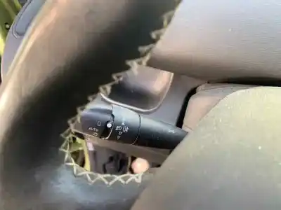 Veículo de Sucata citroen c3 picasso sx do ano 2010 alimentado 9hx