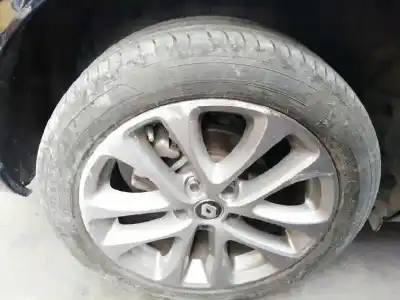 Veículo de Sucata renault megane iv berlina 5p 1.3 tce do ano 2019 alimentado h5h b4