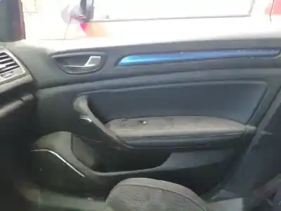 Veículo de Sucata renault megane iv berlina 5p 1.3 tce do ano 2019 alimentado h5h b4