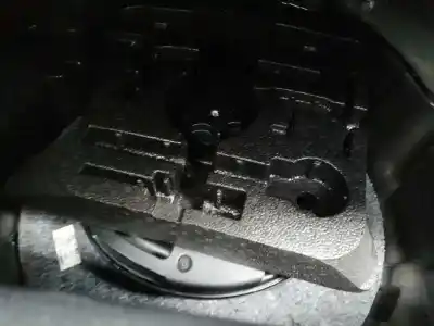 Veículo de Sucata renault megane iv berlina 5p 1.3 tce do ano 2019 alimentado h5h b4