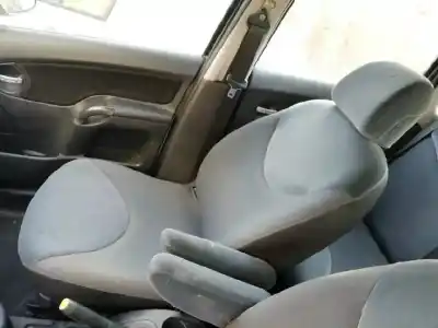 Scrapping Vehicle citroen c3 1.1 collection of the year 2003 powered hfx