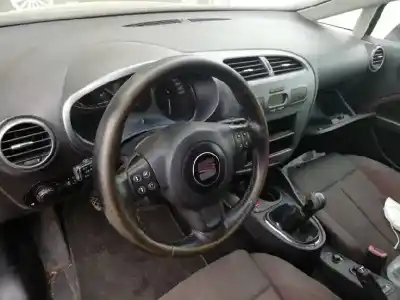 Scrapping Vehicle seat leon (1p1) reference of the year 2005 powered bkd