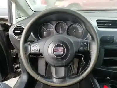 Scrapping Vehicle seat leon (1p1) reference of the year 2005 powered bkd