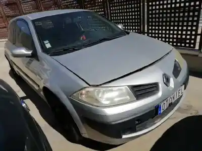 Vehículo de desguace RENAULT MEGANE II CLASSIC BERLINA Confort Authentique del año 2006 con motor K9K7