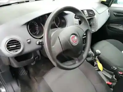 Vehicul casat fiat bravo ii (198_) 1.4 (198axa1b) al anului 2009 alimentat 192b2000