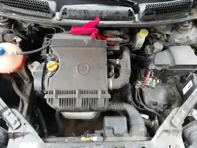 Vehicul casat fiat bravo ii (198_) 1.4 (198axa1b) al anului 2009 alimentat 192b2000