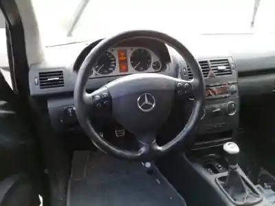 Здавання транспортного засобу mercedes-benz clase a (w169) a 150 (169.331) року 2006 потужний 266920