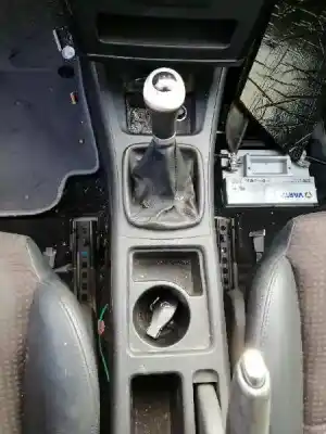 Здавання транспортного засобу mercedes-benz clase a (w169) a 150 (169.331) року 2006 потужний 266920