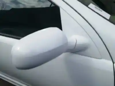 Здавання транспортного засобу opel corsa c club року 2002 потужний z12xe