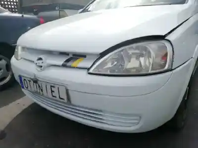 Здавання транспортного засобу opel corsa c club року 2002 потужний z12xe