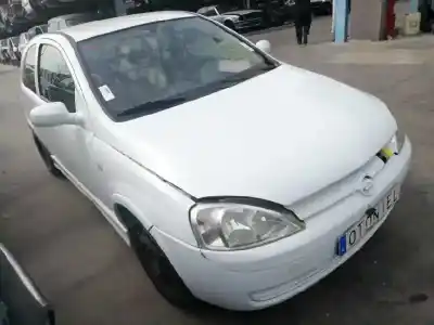 Здавання транспортного засобу opel corsa c club року 2002 потужний z12xe