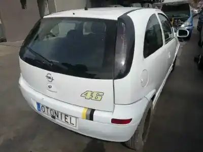 Здавання транспортного засобу opel corsa c club року 2002 потужний z12xe