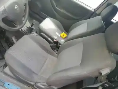 Здавання транспортного засобу opel corsa c club року 2002 потужний z12xe