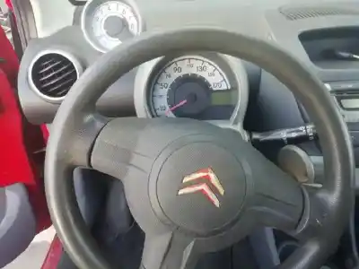 Veicolo di demolizione citroen c1 sx dell'anno 2006 alimentato 1kr