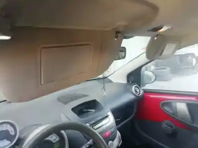 Veicolo di demolizione citroen c1 sx dell'anno 2006 alimentato 1kr