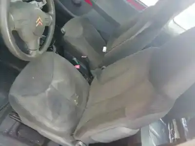 Veicolo di demolizione citroen c1 sx dell'anno 2006 alimentato 1kr