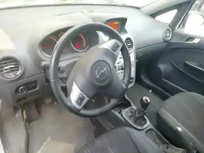 Veicolo di demolizione opel corsa d 1.3 16v cdti dell'anno 2013 alimentato a13dtc