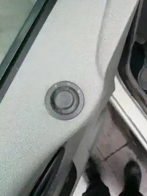 Здавання транспортного засобу renault megane i scenic (ja0) 1.9 d alize року 2000 потужний f8q 57