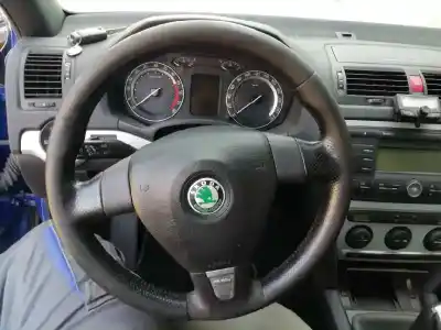 Véhicule à la ferraille skoda octavia berlina (1z3) rs de l'année 2008 alimenté bmn