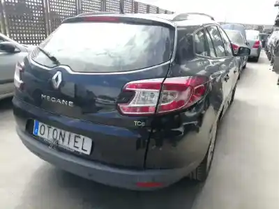 Здавання транспортного засобу RENAULT MEGANE III SPORT TOURER Dynamique року 2013 потужний H5F A4