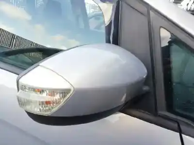 Здавання транспортного засобу ford c-max titanium року 2013 потужний pnda