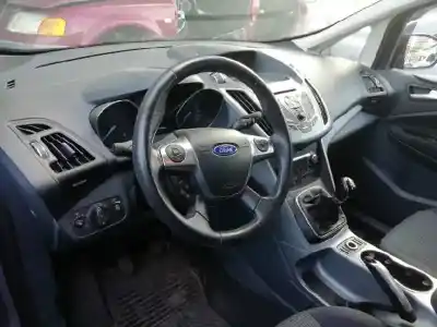 Здавання транспортного засобу ford c-max titanium року 2013 потужний pnda