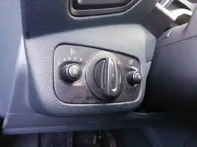 Здавання транспортного засобу ford c-max titanium року 2013 потужний pnda
