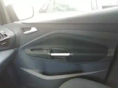 Здавання транспортного засобу ford c-max titanium року 2013 потужний pnda