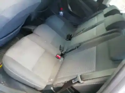 Здавання транспортного засобу ford c-max titanium року 2013 потужний pnda