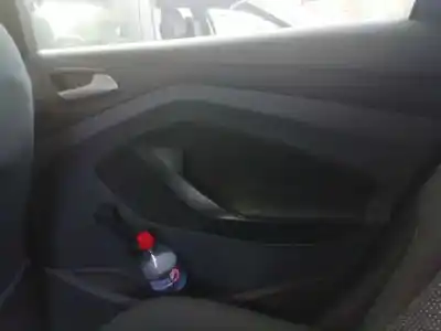 Здавання транспортного засобу ford c-max titanium року 2013 потужний pnda