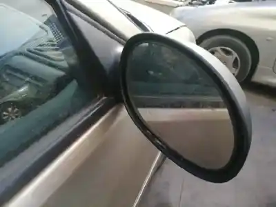 Veículo de Sucata chrysler sebring berlina (jr41) 2.0 16v cat do ano 2002 alimentado g 466