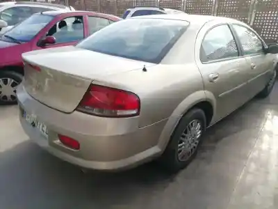 Veículo de Sucata chrysler sebring berlina (jr41) 2.0 16v cat do ano 2002 alimentado g 466