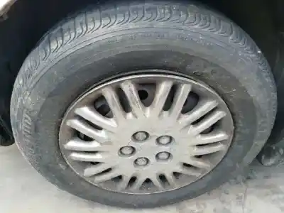 Veículo de Sucata chrysler sebring berlina (jr41) 2.0 16v cat do ano 2002 alimentado g 466