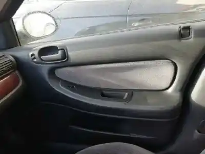 Veículo de Sucata chrysler sebring berlina (jr41) 2.0 16v cat do ano 2002 alimentado g 466