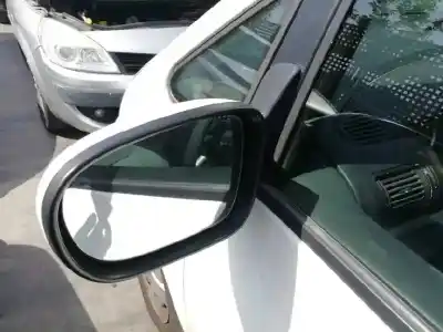 Scrapping Vehicle ford galaxy (vy) 2.3 16v cat of the year 2001 powered e5sa