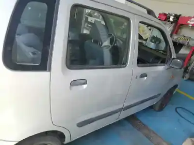 Sloopvoertuig suzuki wagon r+ rb (mm) 1.3 16v cat van het jaar 2004 aangedreven g13bb