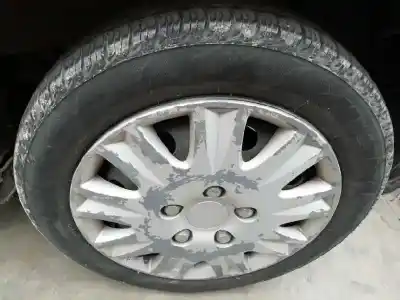 Veículo de Sucata peugeot 107 urban do ano 2006 alimentado 1kr