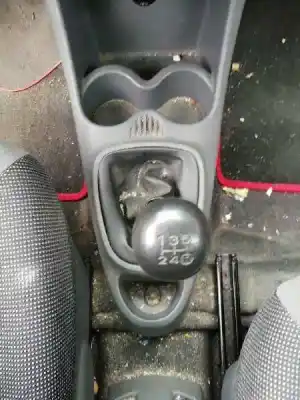 Veículo de Sucata peugeot 107 urban do ano 2006 alimentado 1kr