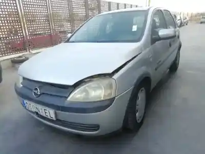 Scrapping Vehicle opel corsa c 1.0 12v cat (z 10 xe / lw3) of the year 2001 powered z10xe