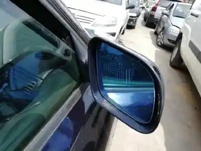 Veículo de Sucata audi a4 berlina (b5) 1.8 do ano 2000 alimentado avv