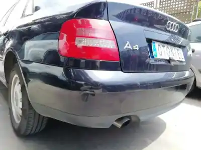 Veículo de Sucata audi a4 berlina (b5) 1.8 do ano 2000 alimentado avv