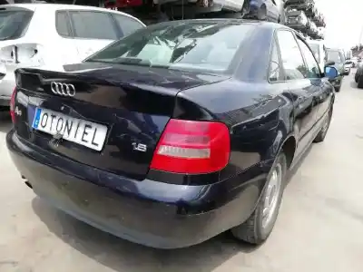 Veículo de Sucata audi a4 berlina (b5) 1.8 do ano 2000 alimentado avv