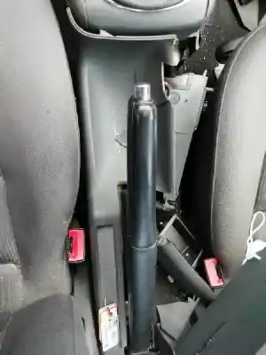 Veículo de Sucata audi a4 berlina (b5) 1.8 do ano 2000 alimentado avv